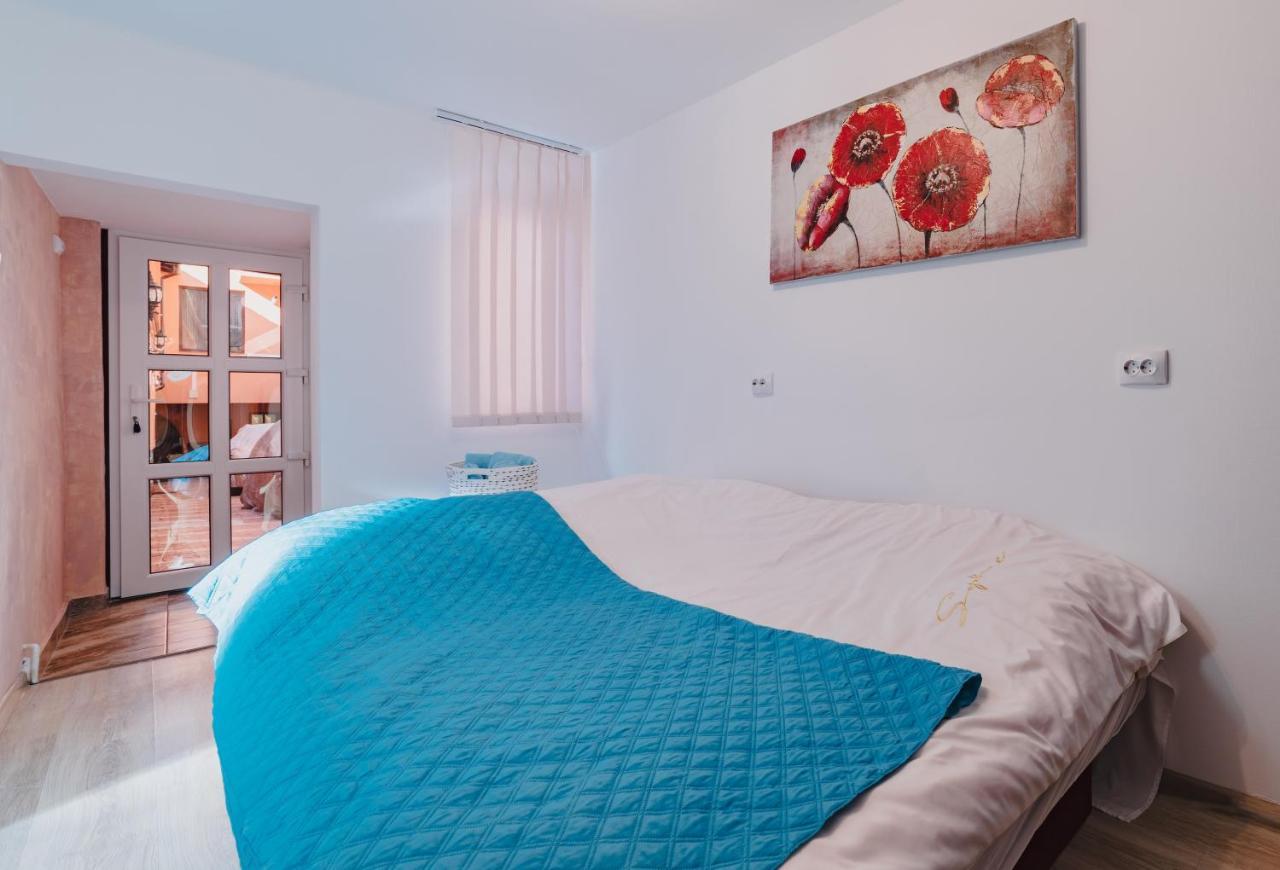 Old Town Studio Apartment Brasov Bagian luar foto
